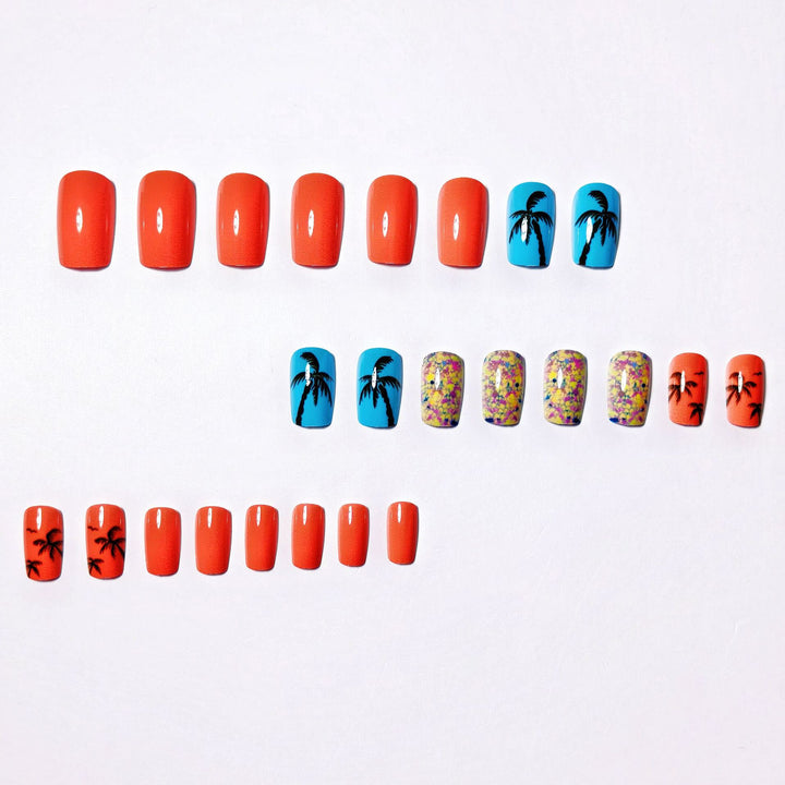 Artificial nails with tropical palm motif Bowlift