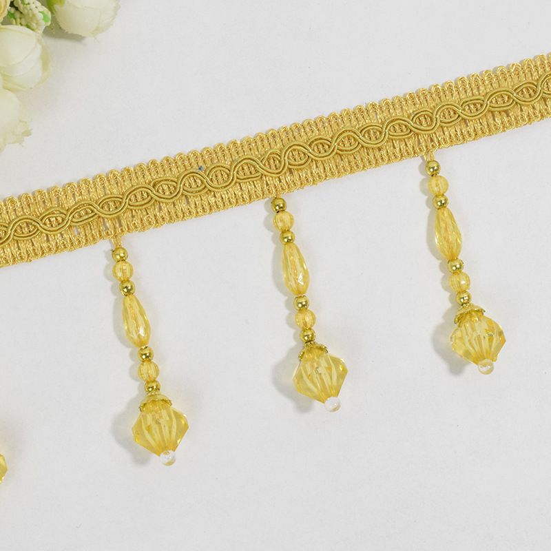 Decorative trim with crystal effect Bowlift