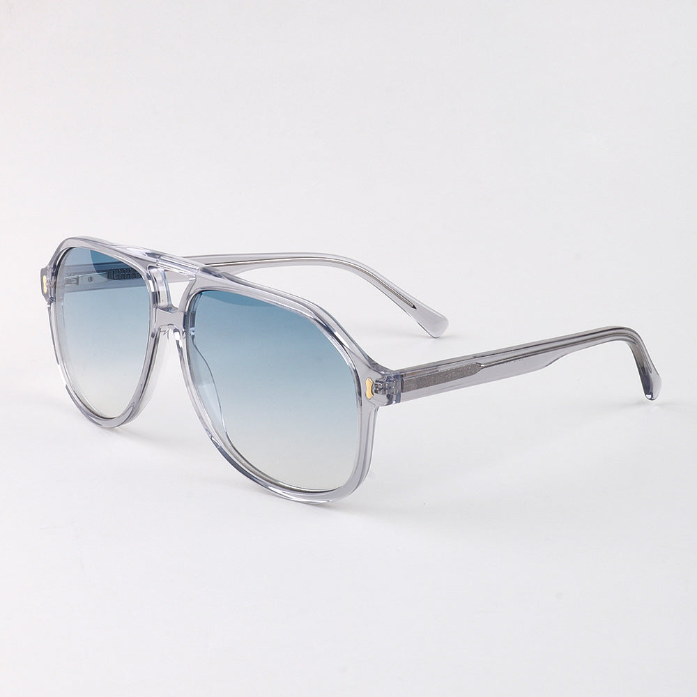 Ladies fashionable sunglasses in contemporary design Bowlift