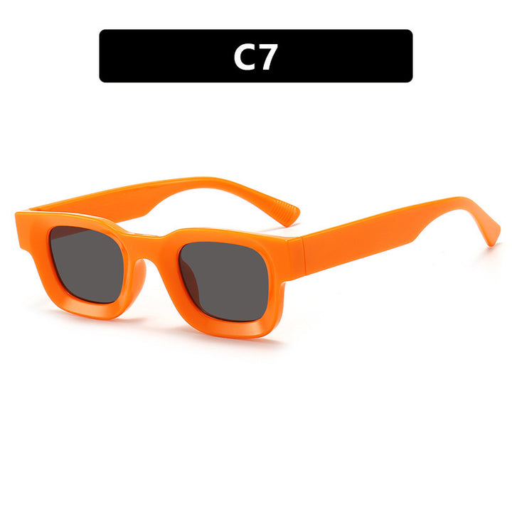 Ladies fashionable sunglasses in elegant, angular design Bowlift
