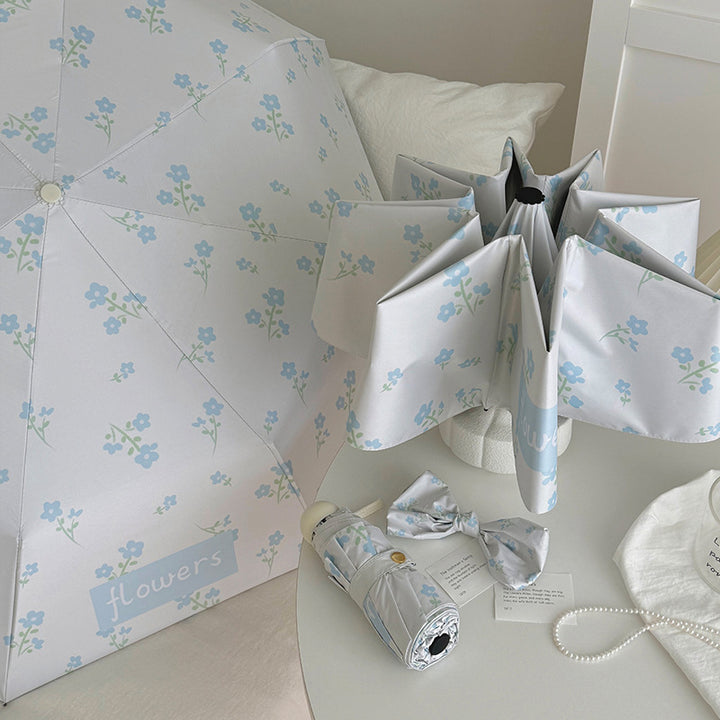 Women's Folding Umbrella with Stylish Floral Design Bowlift