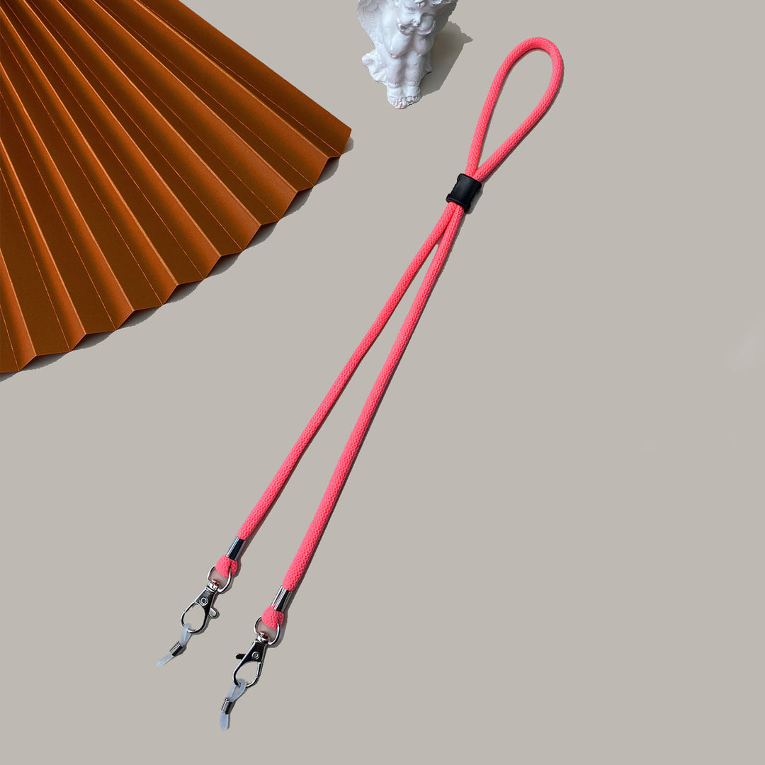 Adjustable Eyewear Retainer with Premium Clips Bowlift