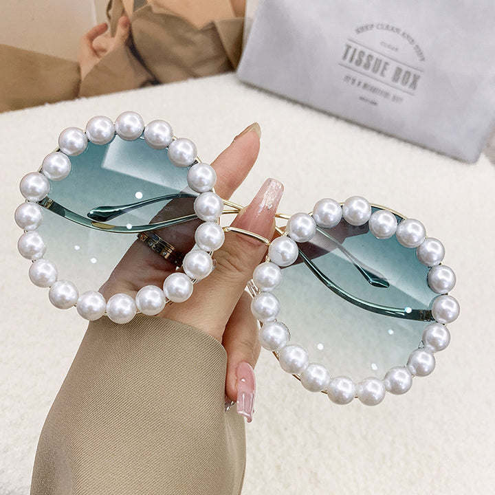Women elegant oversized sunglasses with stylish transparent frame Bowlift