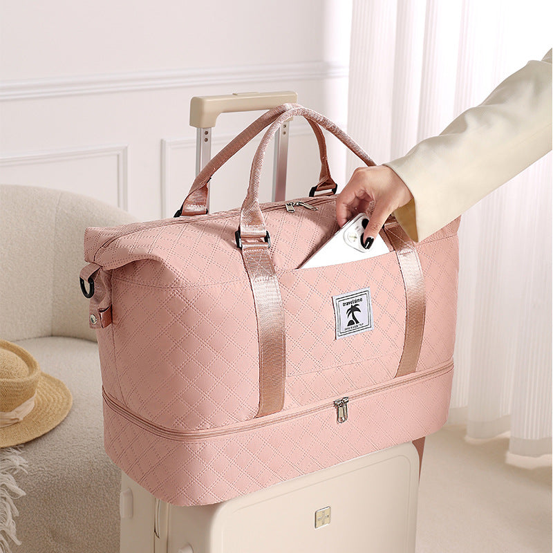 Spacious Quilted Travel Duffel Bag Bowlift
