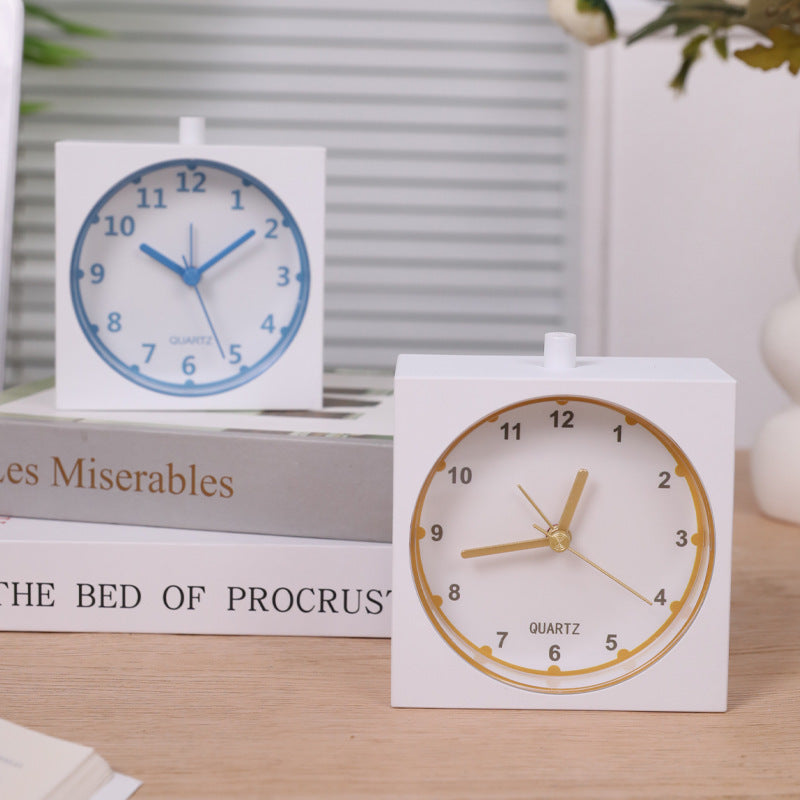 Quarz Alarm Clock in Modern Design Bowlift