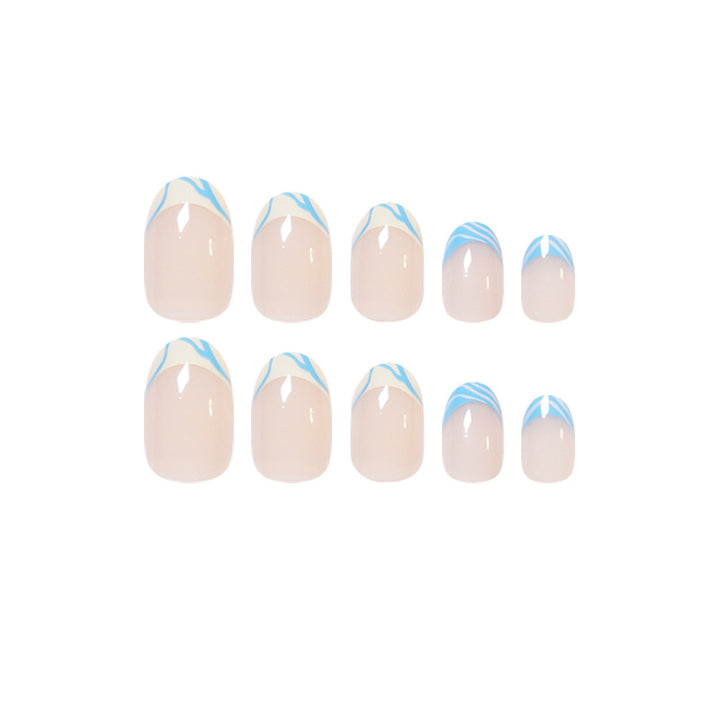 Creative Nail Art with Gradient and Geometric Accents Bowlift