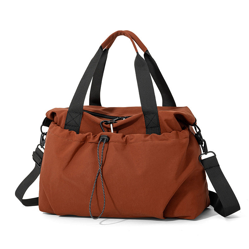 Practical sports and travel bag Bowlift