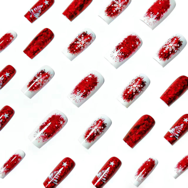 Artificial nails with festive Christmas design Bowlift