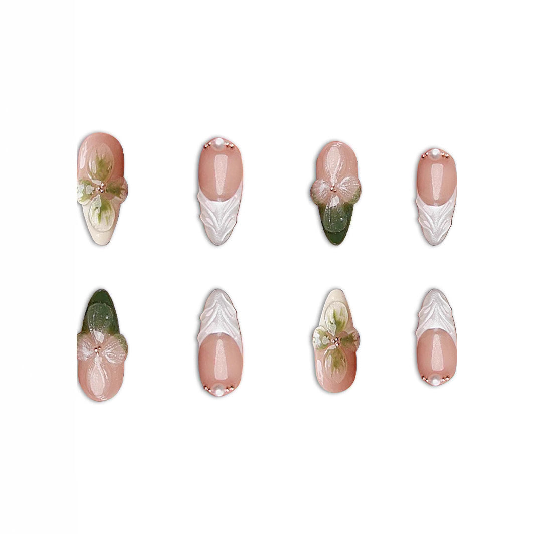 Elegant Floral Press-On Nail Art Bowlift