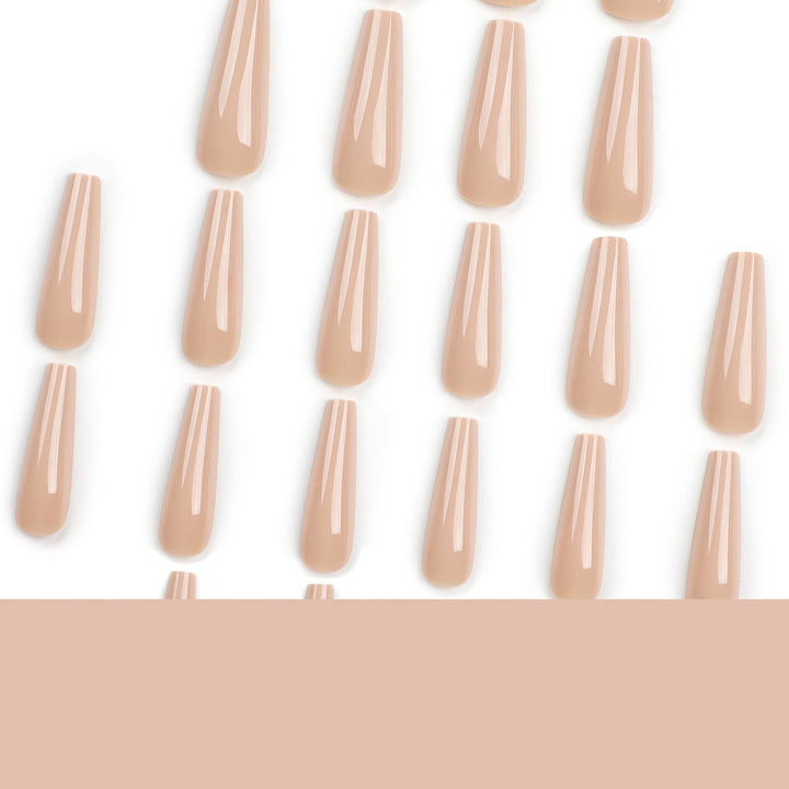Artificial Nails in High Gloss Finish Bowlift