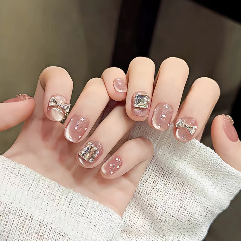 Luxurious Rhinestone-Embellished Press-On Nails Bowlift
