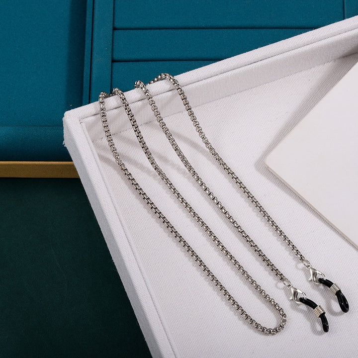Versatile Eyewear Retainer Chain Bowlift