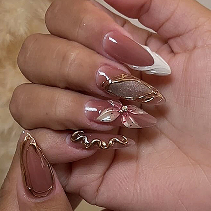 Artificial nail set with elegant blooming designs and golden accents Bowlift