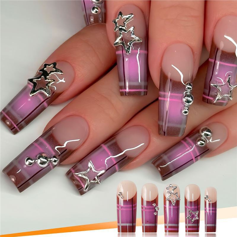 Glamorous Star-Embellished Nail Extensions Bowlift
