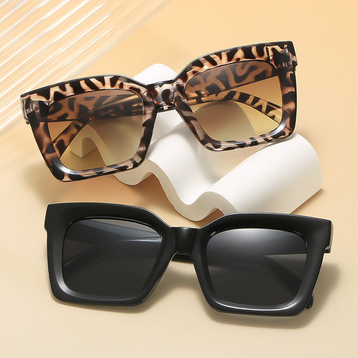 Bold Fashion Square Sunglasses Bowlift