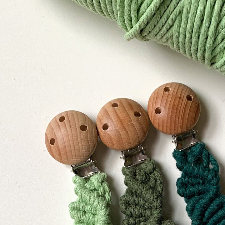 Macrame Keychain Holder with Wooden Accents Bowlift