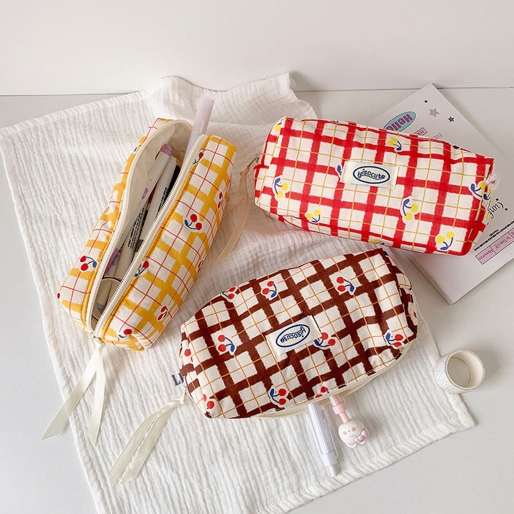 Fashionable Plaid Pencil Case Bowlift