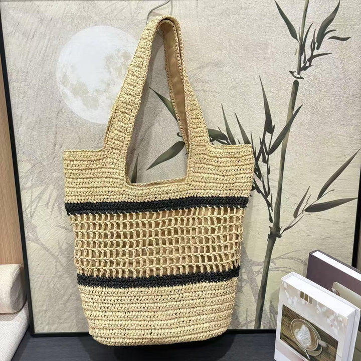 Handwoven tote bag with modern grid pattern Bowlift
