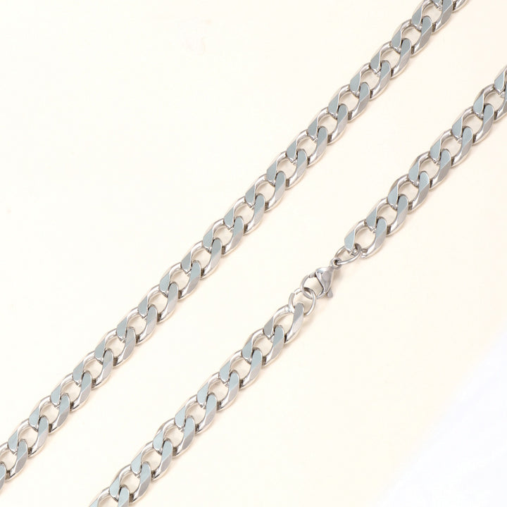 Chunky Chain Necklace Bowlift