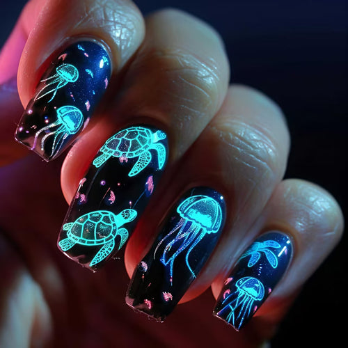 Artificial nails with luminous underwater motif Bowlift