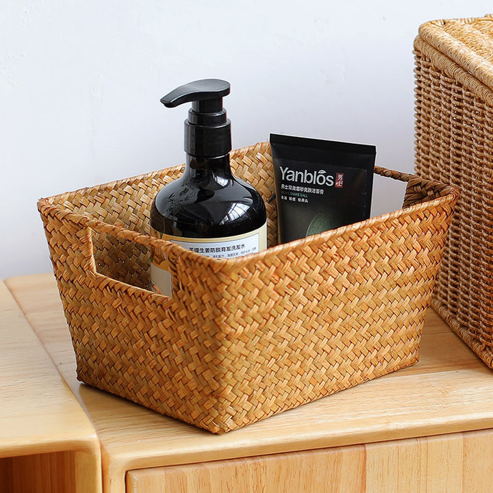 Unisex storage basket made of handwoven natural material Bowlift