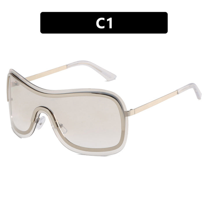 Women's sporty oversized sunglasses with elegant design Bowlift