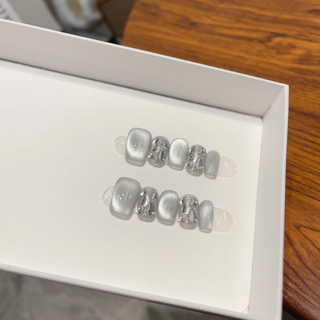 Stylish Nail Art Accessories Bowlift
