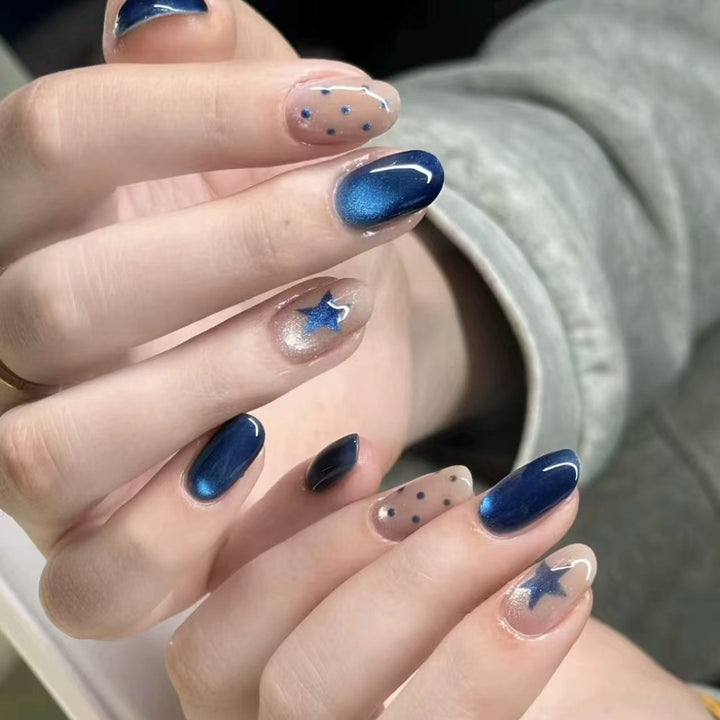 Stylish Press-On Nail Wraps Bowlift