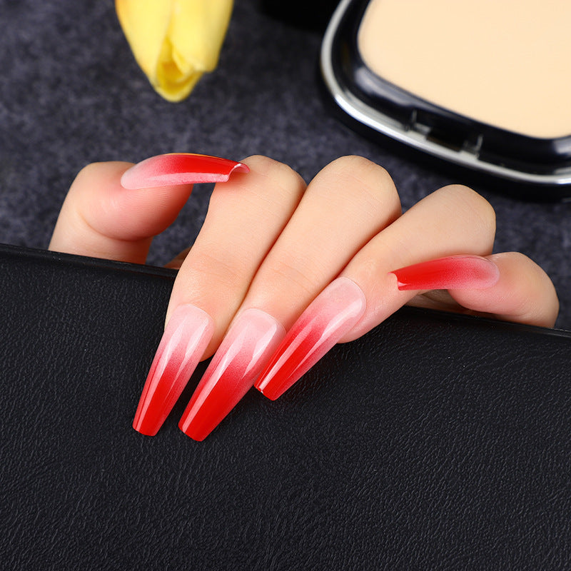 Artificial nails in elegant ombre design Bowlift