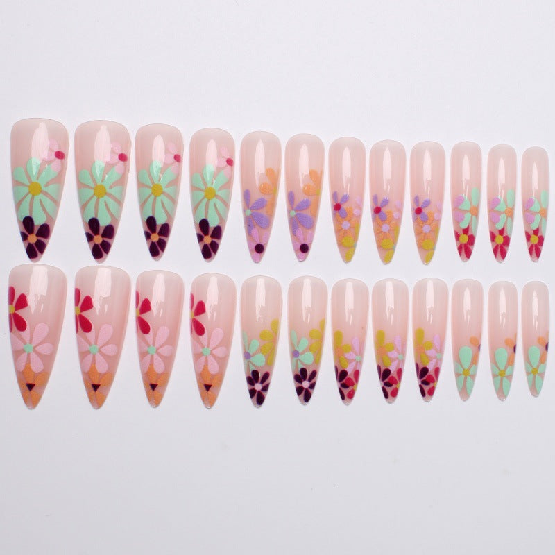 Nail art with floral patterns Bowlift