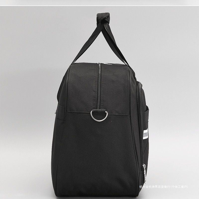 Sports Bag with Innovative Compartment Division Bowlift