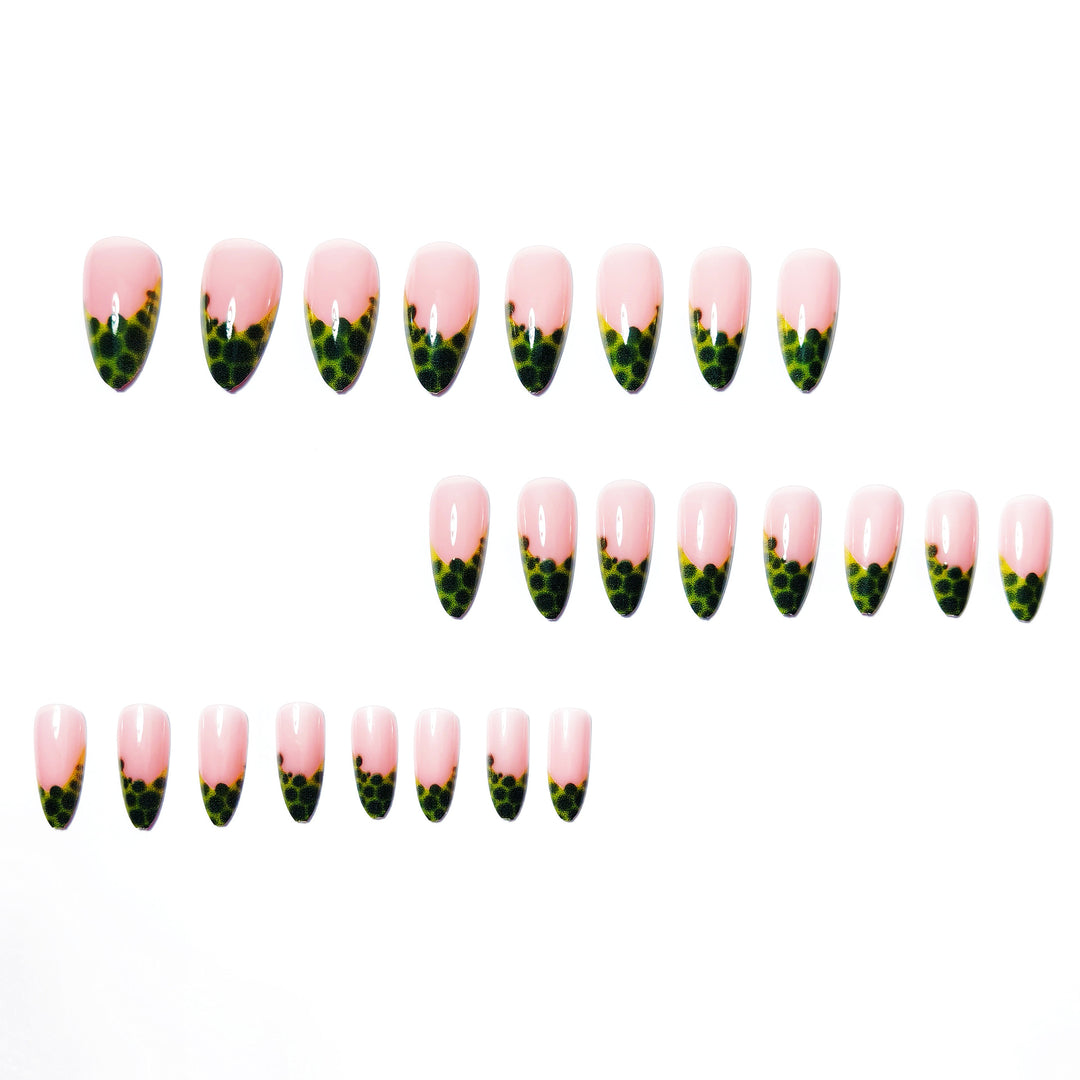 Artificial nails with Creative Leaf Design Bowlift
