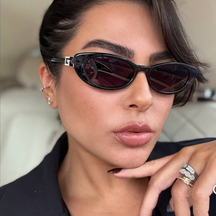 Women Cat-Eye Sunglasses with Stylish Frame and Luxurious Accents Bowlift