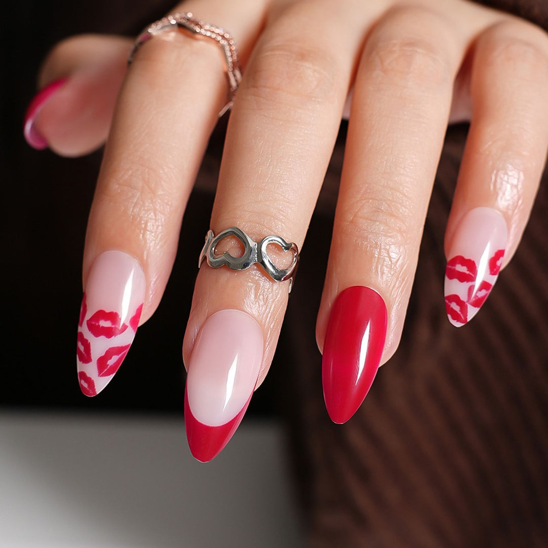 Artificial nails with modern night motif Bowlift