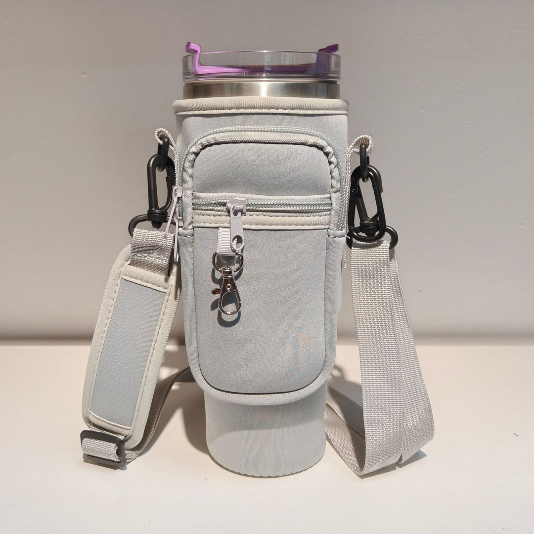 Ladies trendy and sparkling drinking bottle with shoulder bag Bowlift