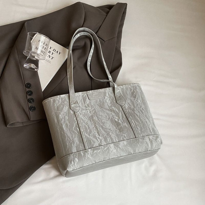 Elegant Structured Tote Bag Bowlift