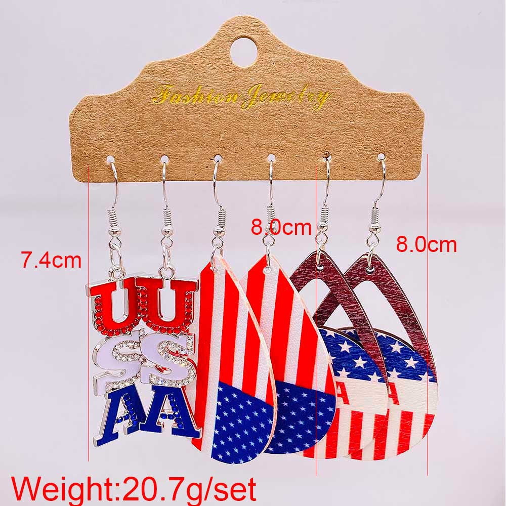 Women's nan set lightweight statement drop earrings made of wood-acrylic with hook closure and star-stripe motif Bowlift