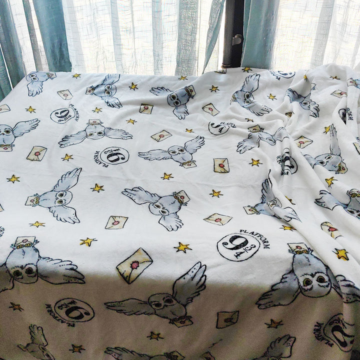 Cozy Owl-Themed Fleece Blanket