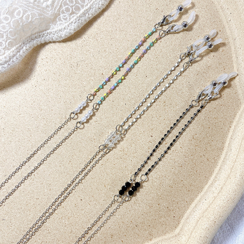 Elegant Glasses Holder Chain with Black Pearls Bowlift
