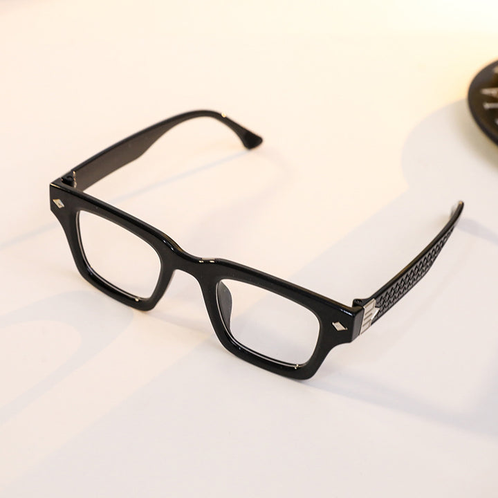 Women's fashionable reading glasses with ergonomic design Bowlift