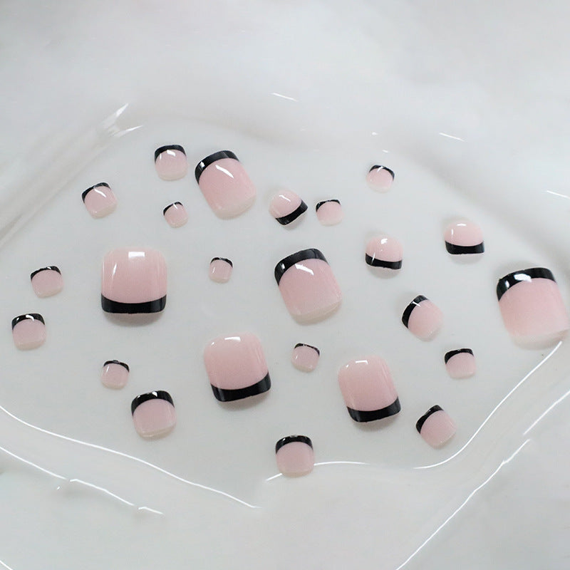 Chic French Tip Nail Art Bowlift
