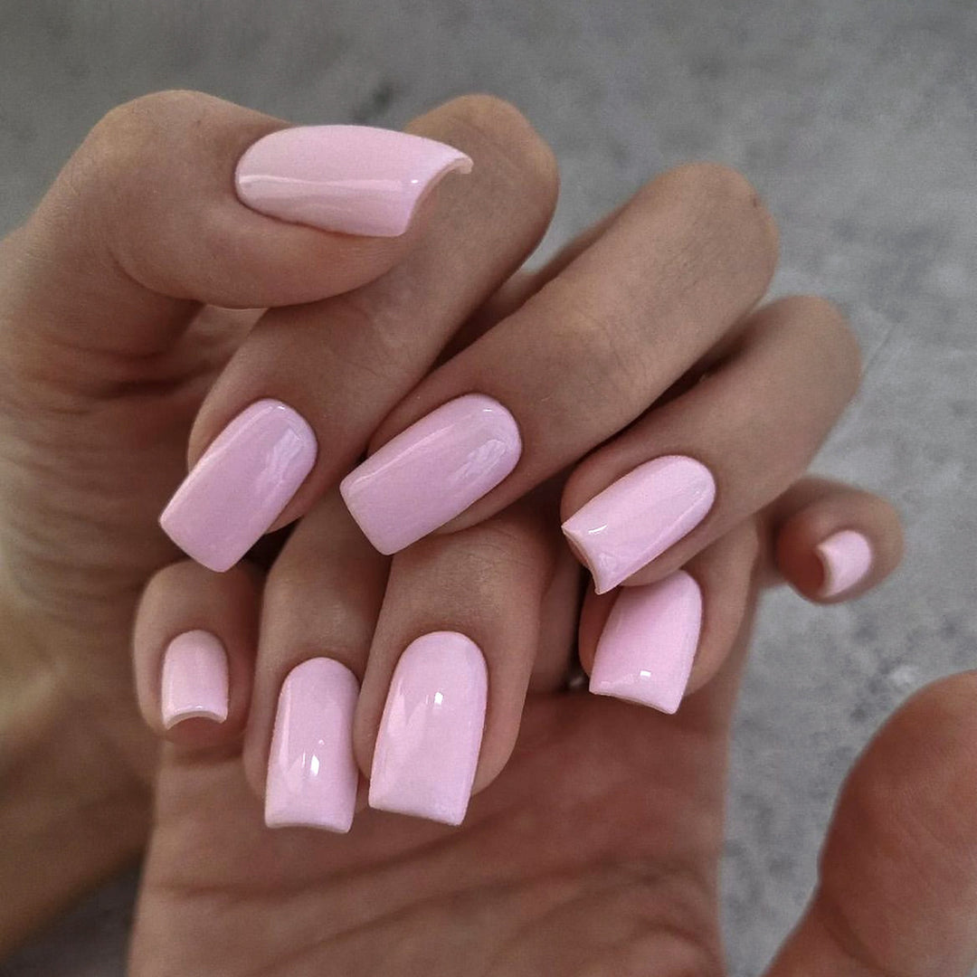 High-quality artificial nails Bowlift