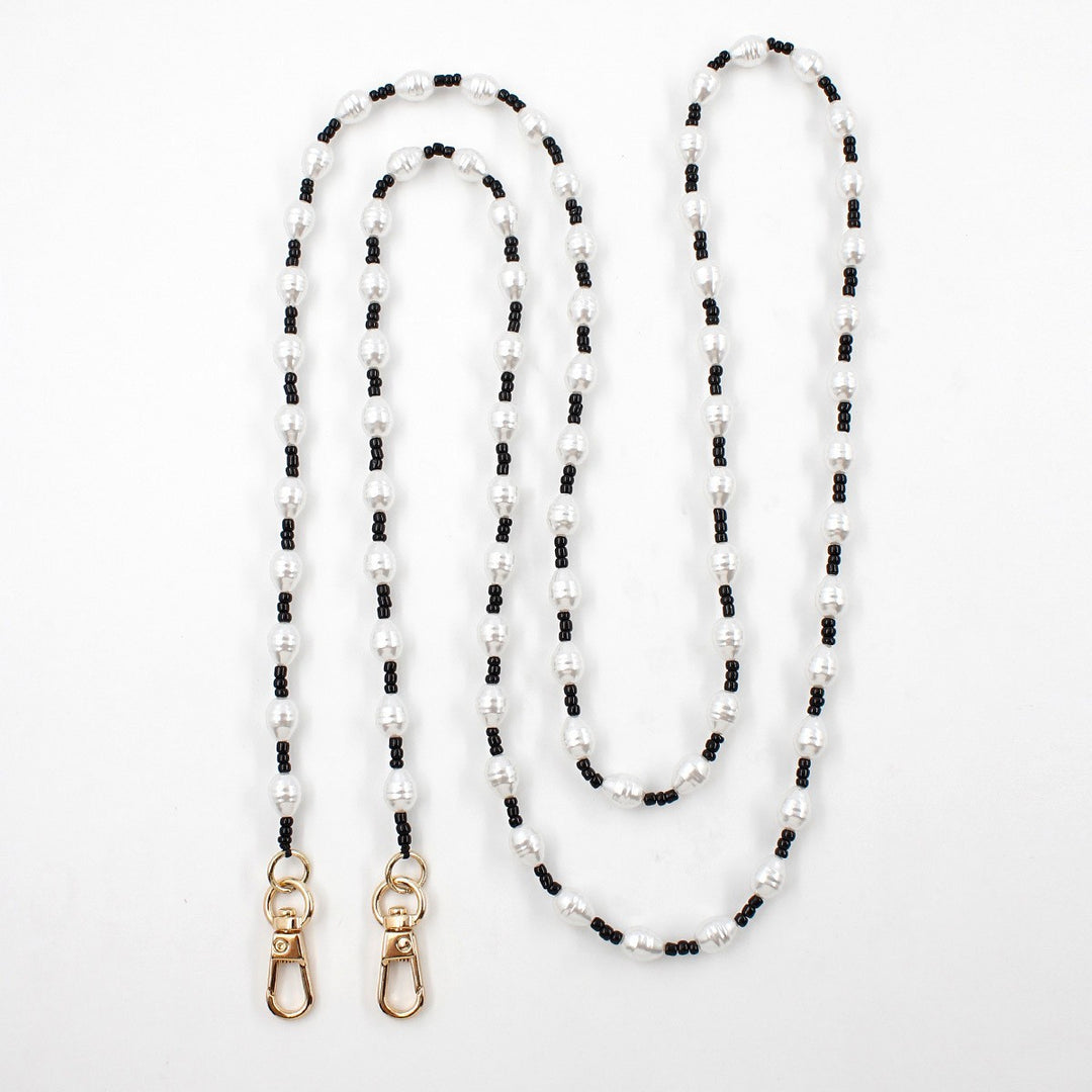 Elegant Mixed Material Necklace Bowlift