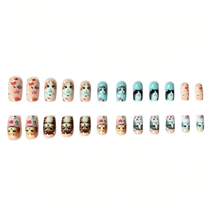 Artistic Cat-Themed Nail Extensions Bowlift