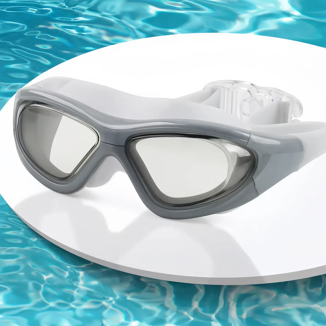 Swim mask with anti-fog Bowlift