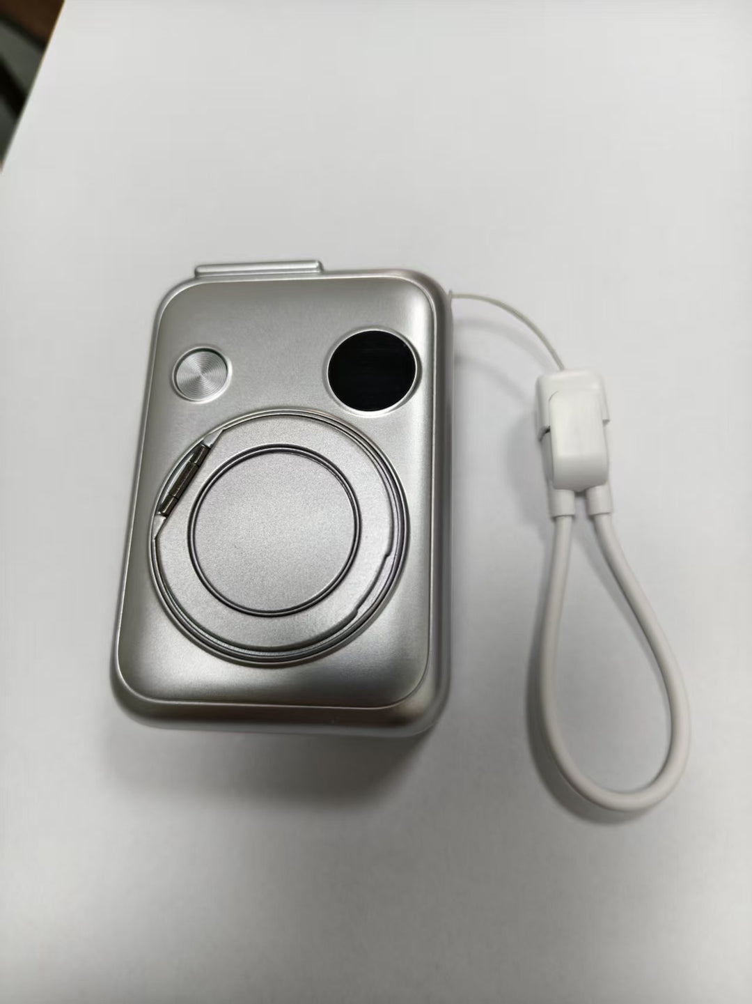Portable Wireless Charging Unit with Magsafe Technology Bowlift