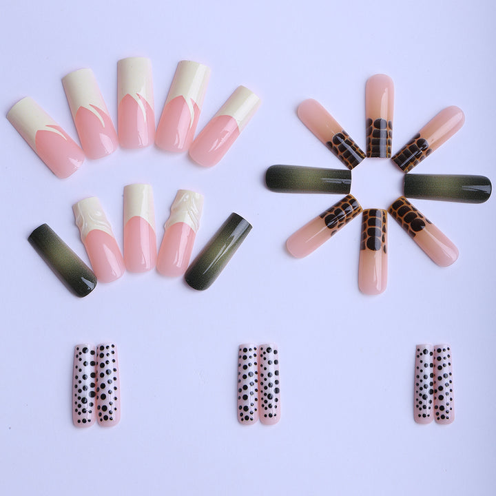 Artificial Nails in Creative Marble and Animal Design Bowlift
