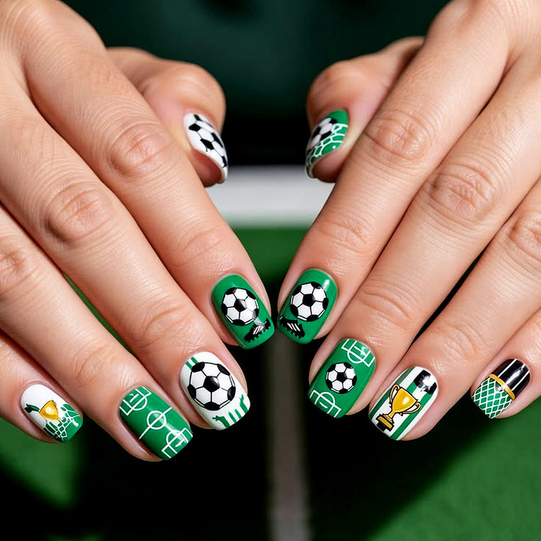 Soccer-Themed Nail Art Bowlift
