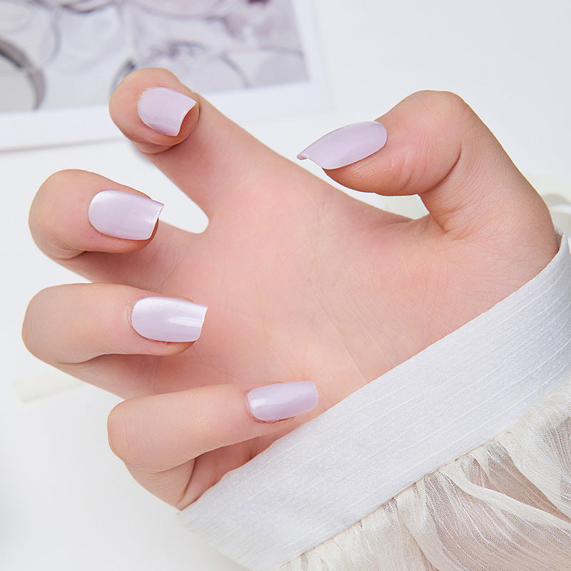 Shaped artificial nails Bowlift