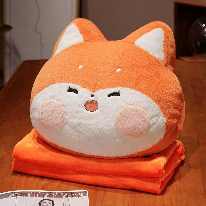 Plush cushion in animal design Bowlift